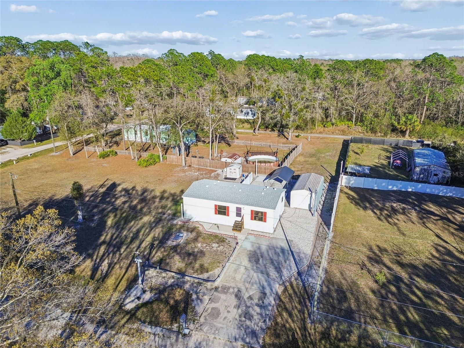 MOON LAKE ESTATES - Residential