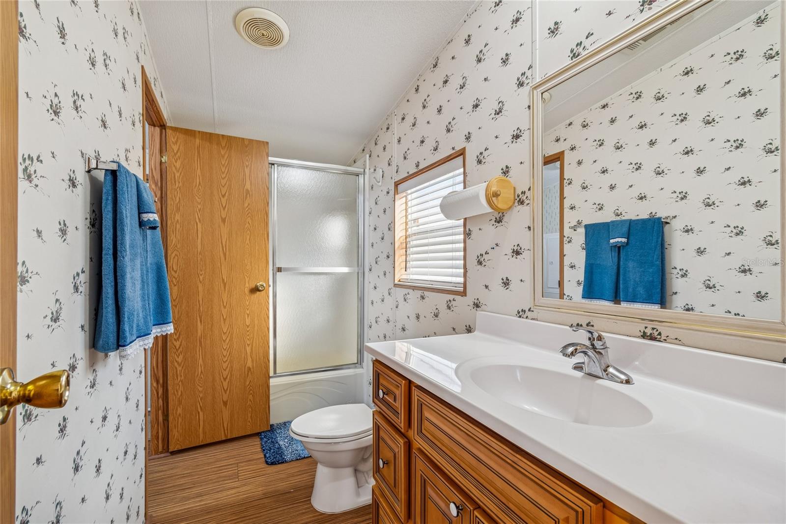 MOON LAKE ESTATES - Residential