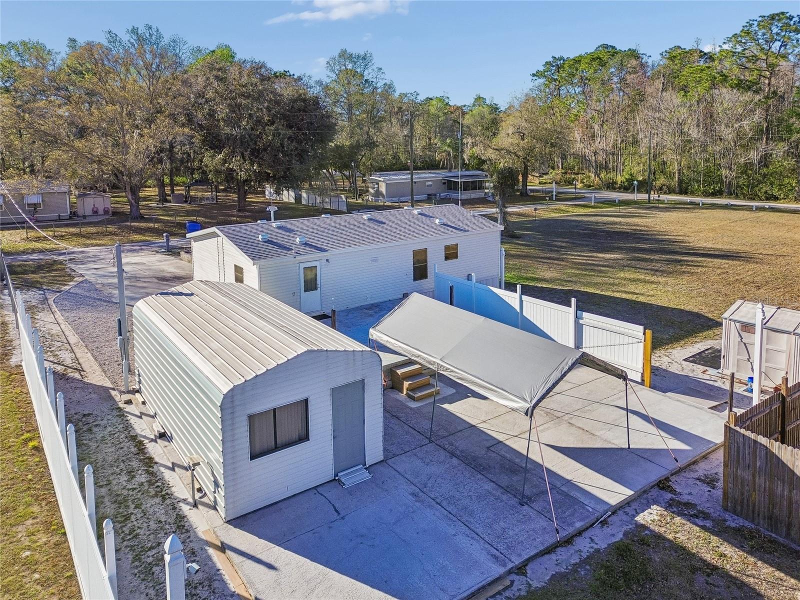 MOON LAKE ESTATES - Residential