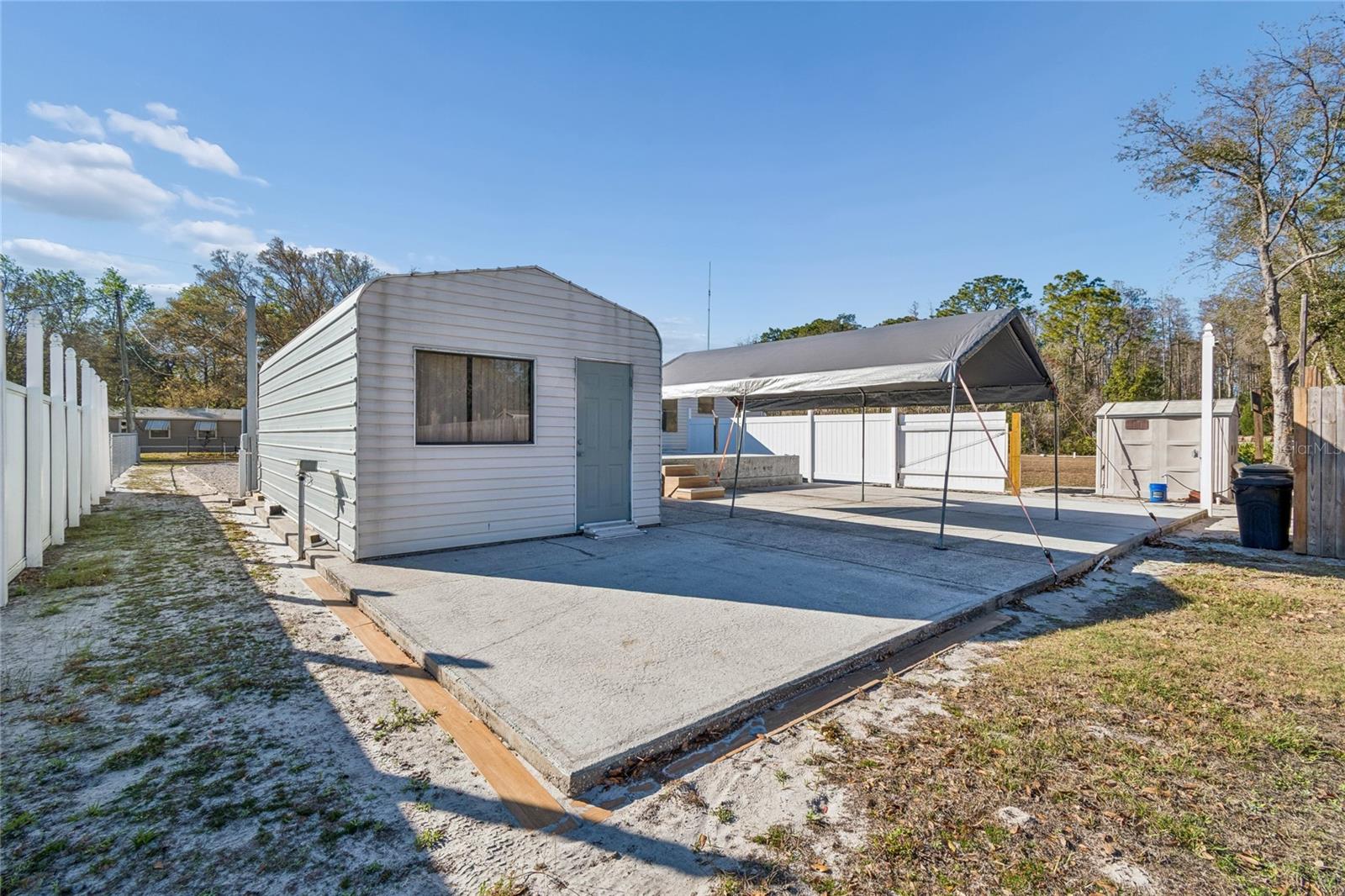 MOON LAKE ESTATES - Residential