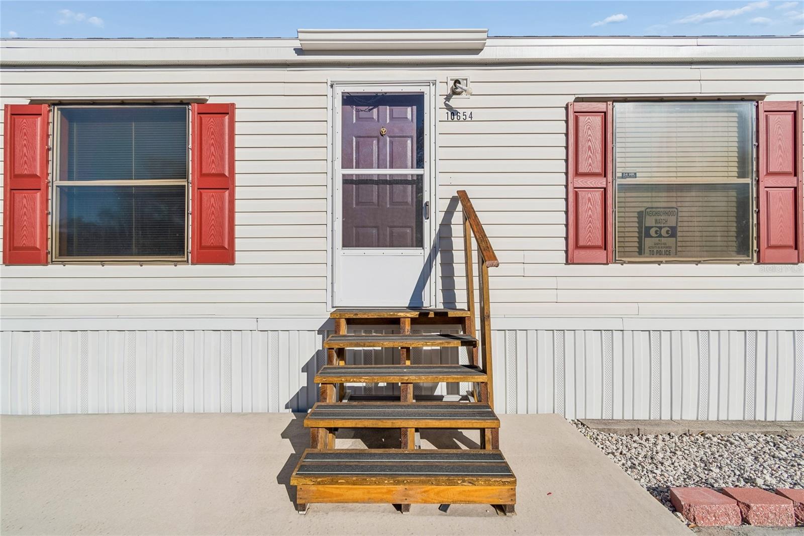 MOON LAKE ESTATES - Residential