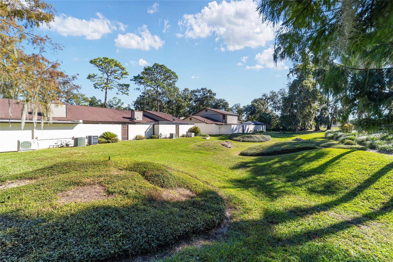 FOX MEADOW - Residential