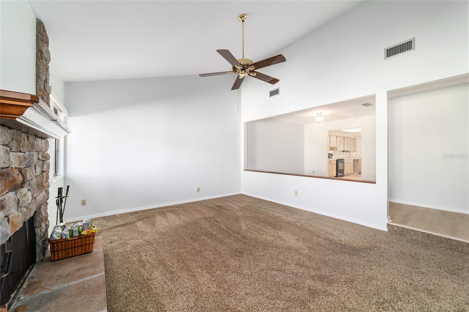 FOX MEADOW - Residential