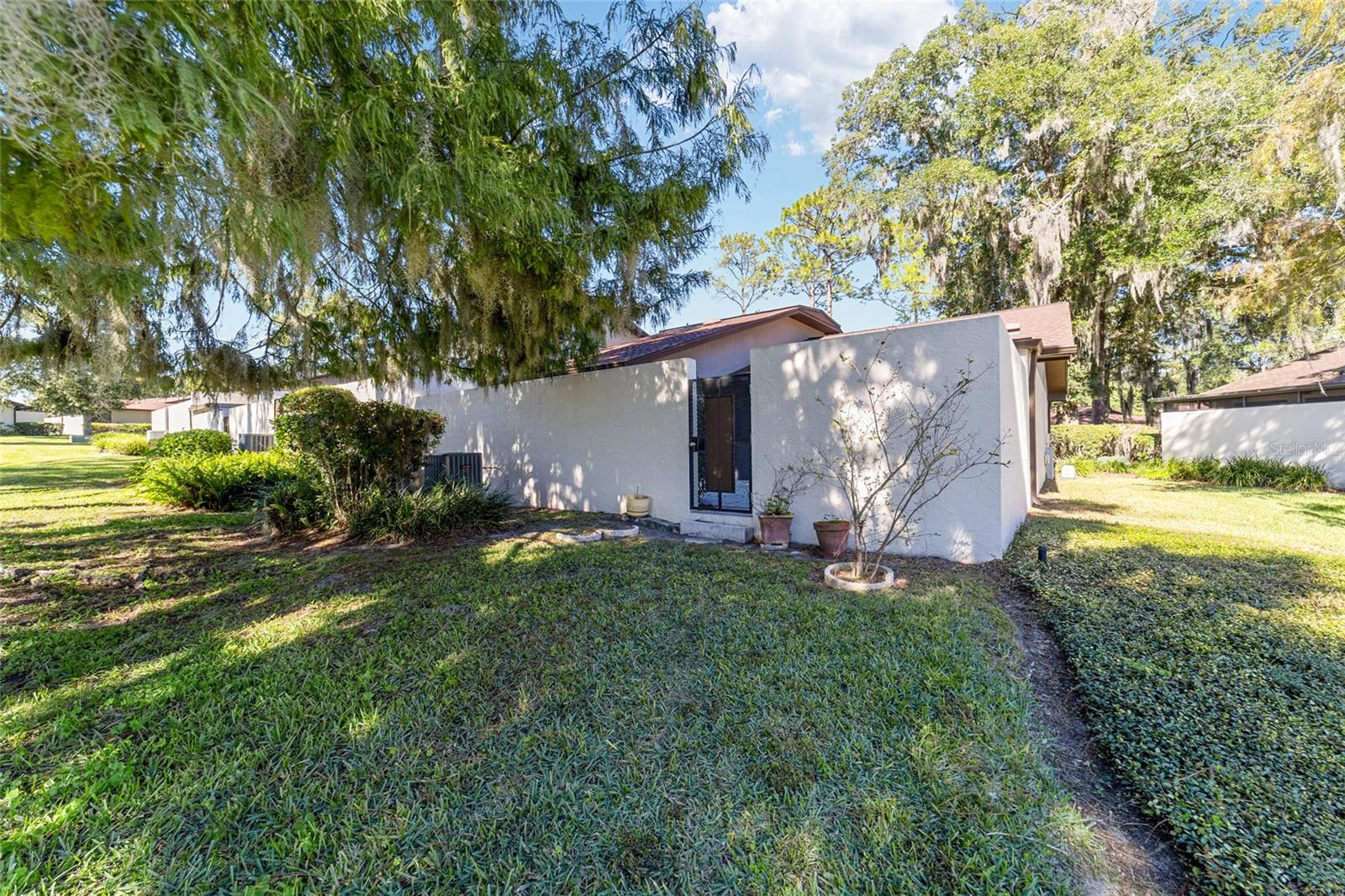 FOX MEADOW - Residential