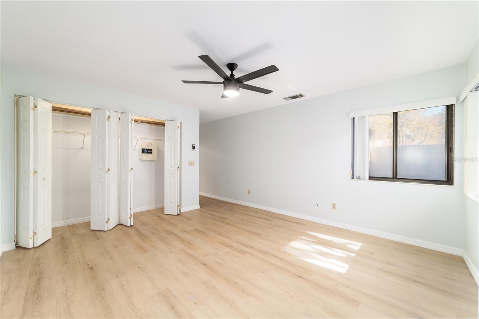 FOX MEADOW - Residential