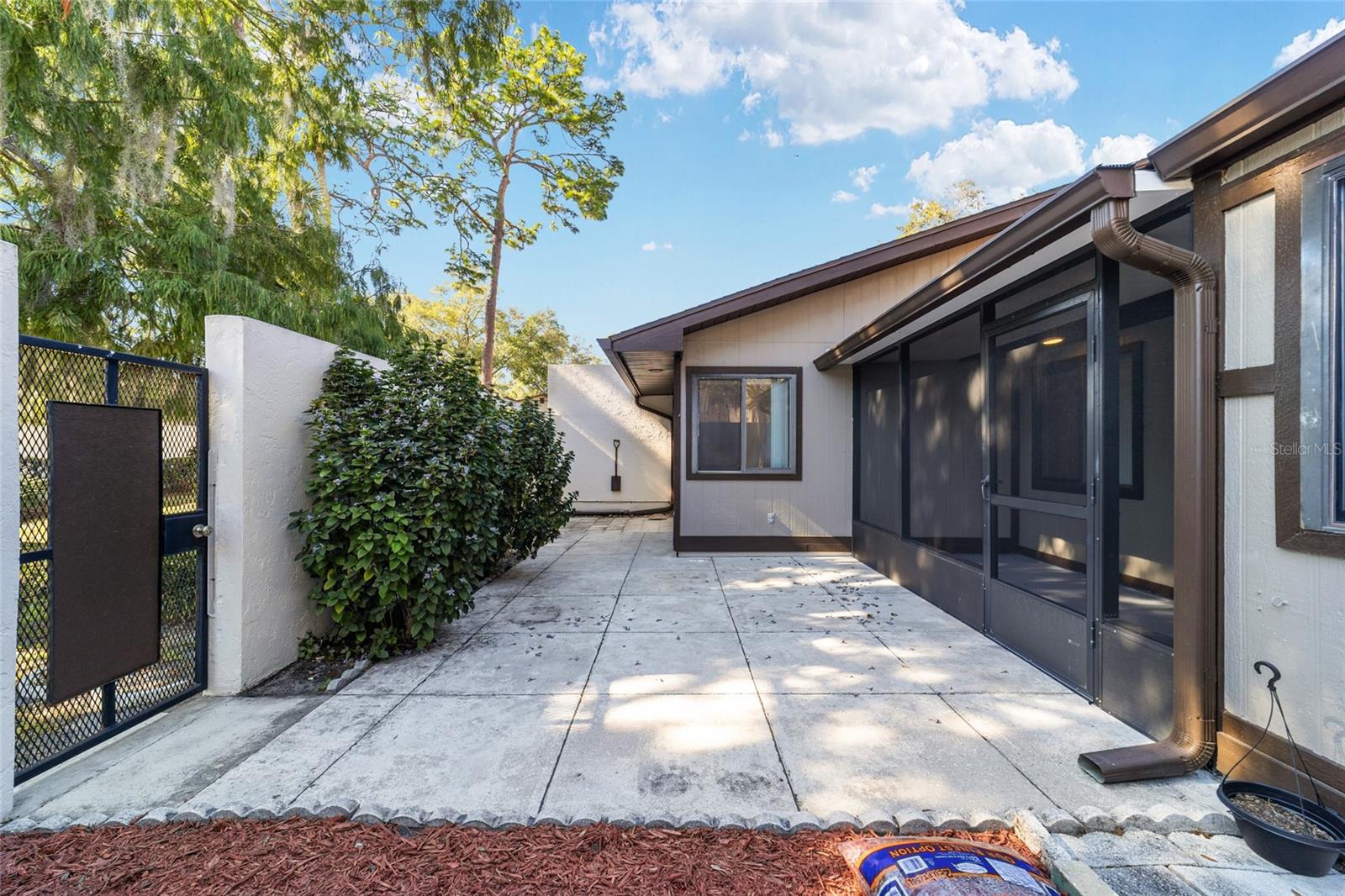 FOX MEADOW - Residential