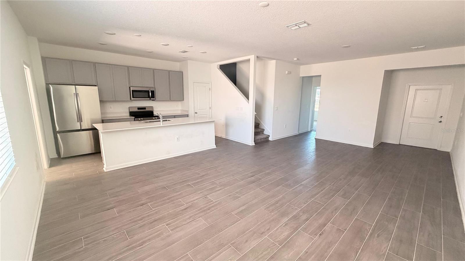 WELLNESS RDG PH 1-A - Residential Lease