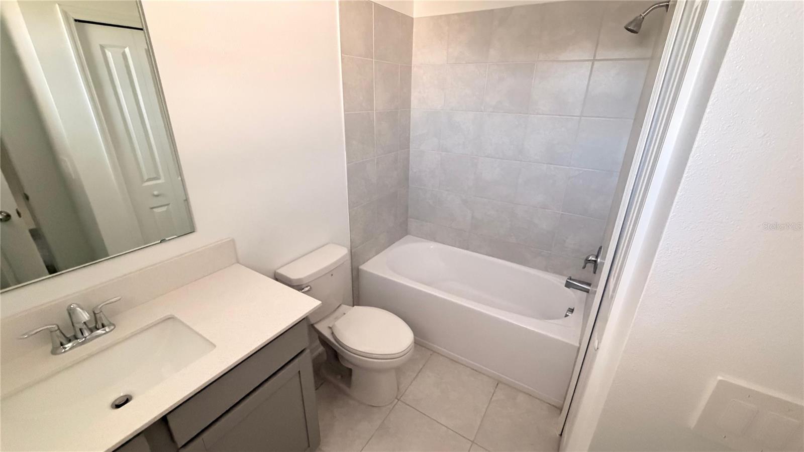 WELLNESS RDG PH 1-A - Residential Lease