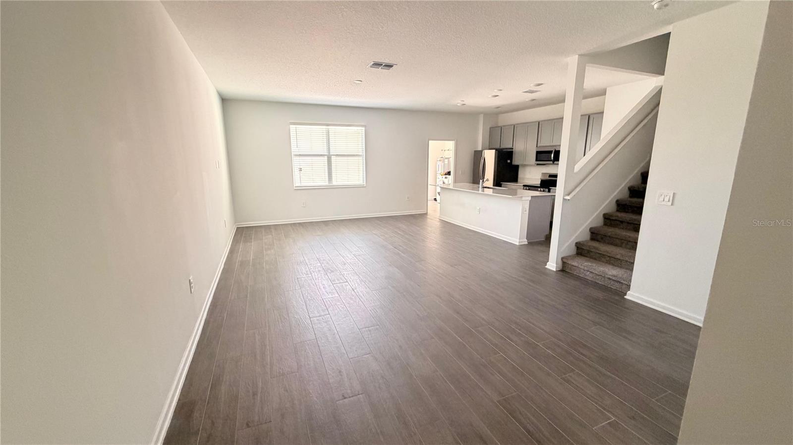 WELLNESS RDG PH 1-A - Residential Lease