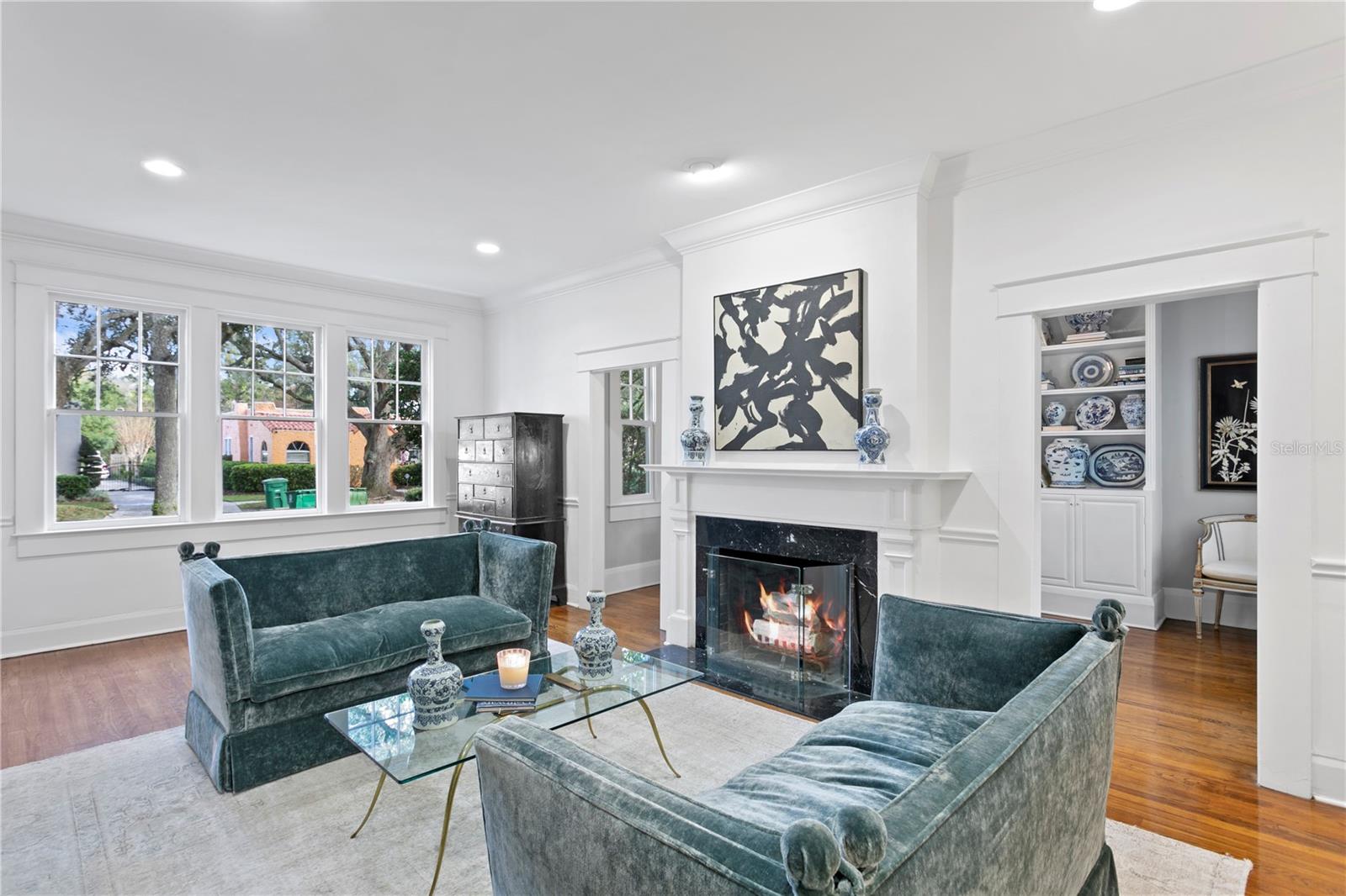 WEST NEW SUBURB BEAUTIFUL - Residential