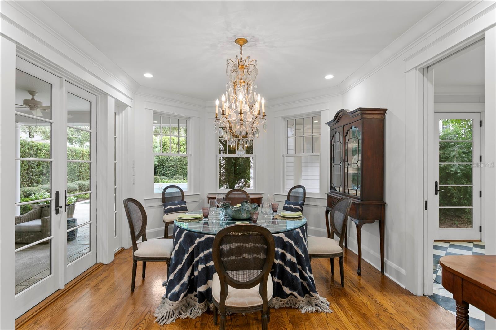 WEST NEW SUBURB BEAUTIFUL - Residential