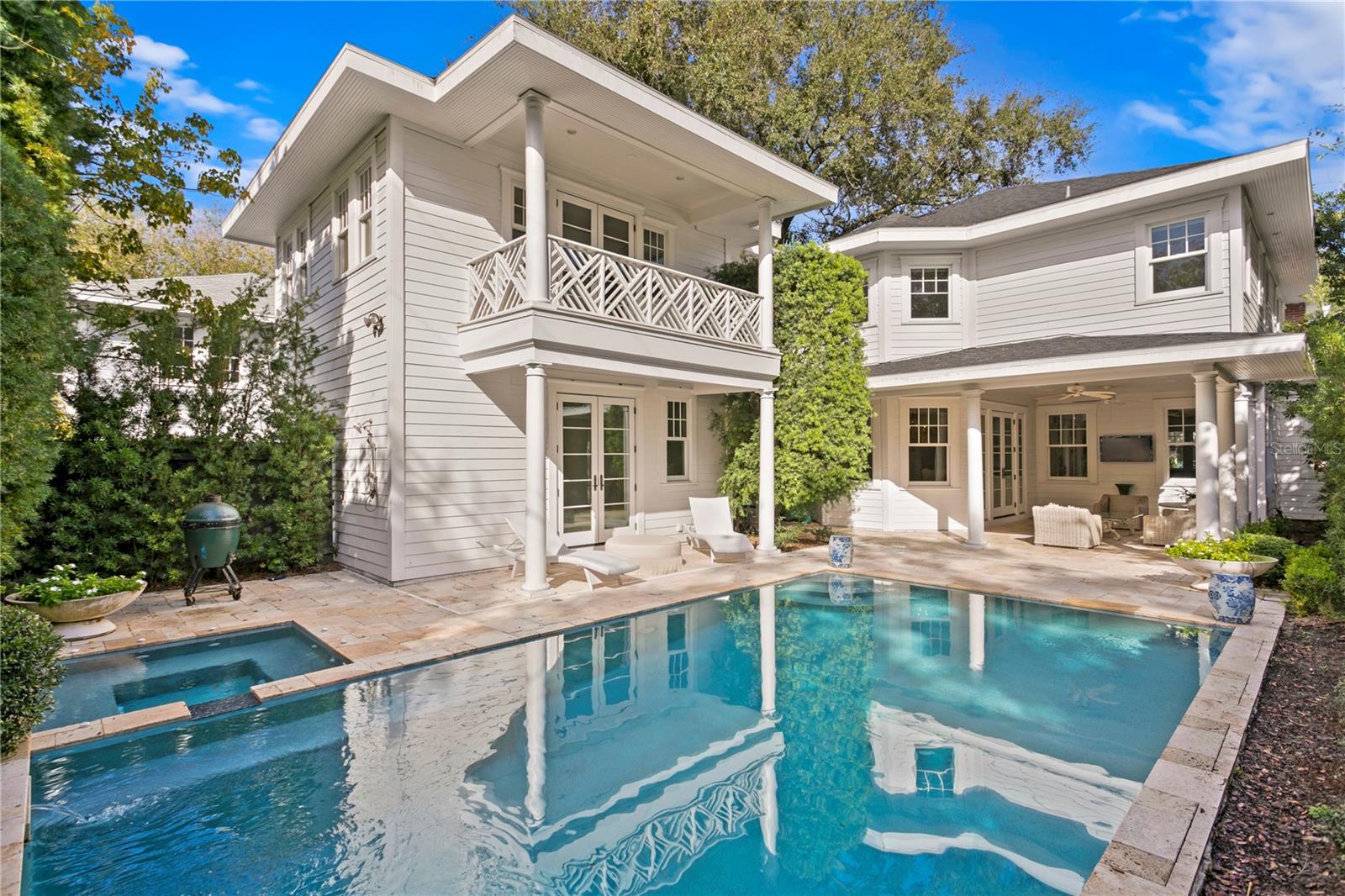 WEST NEW SUBURB BEAUTIFUL - Residential