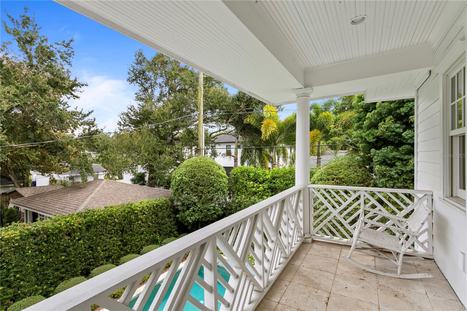 WEST NEW SUBURB BEAUTIFUL - Residential