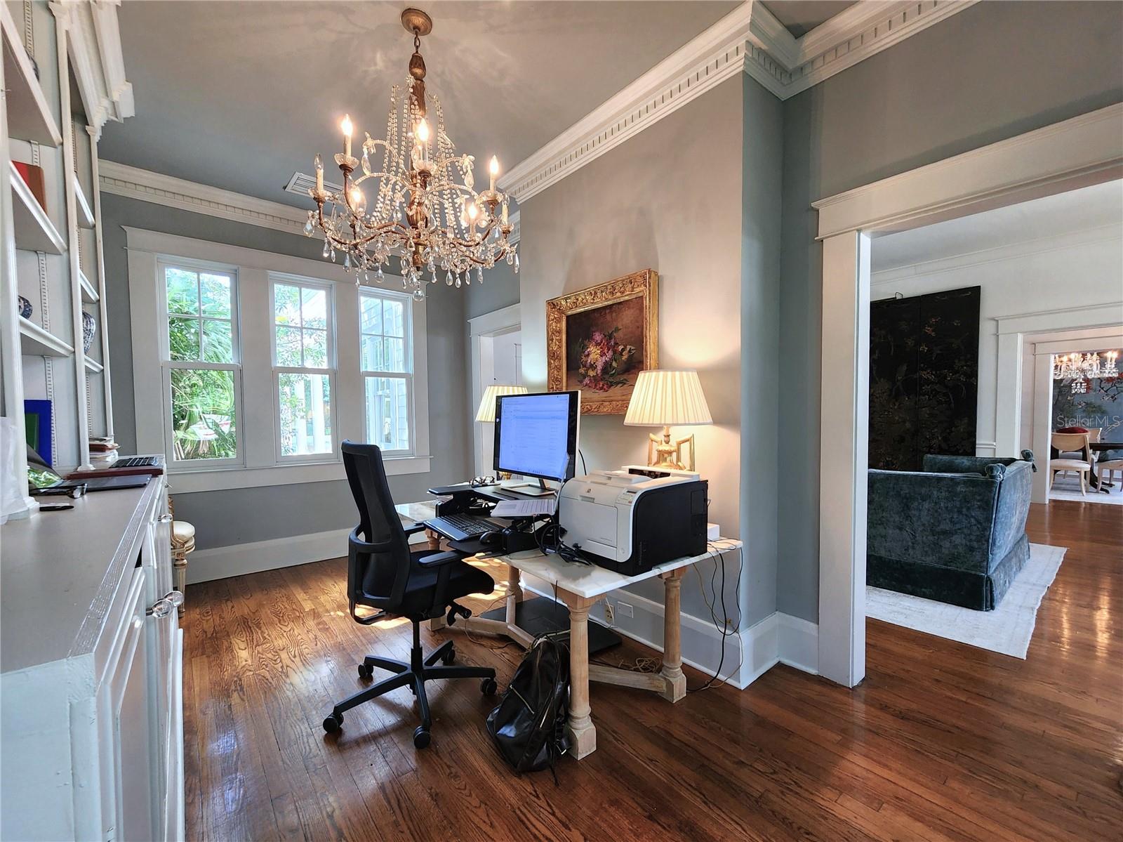 WEST NEW SUBURB BEAUTIFUL - Residential