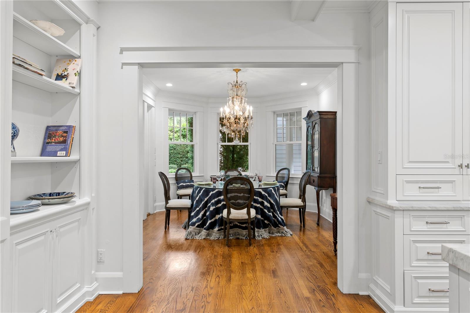 WEST NEW SUBURB BEAUTIFUL - Residential