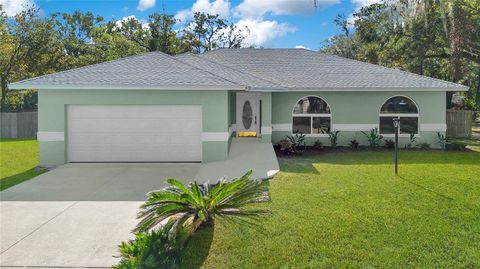 A home in LAKELAND