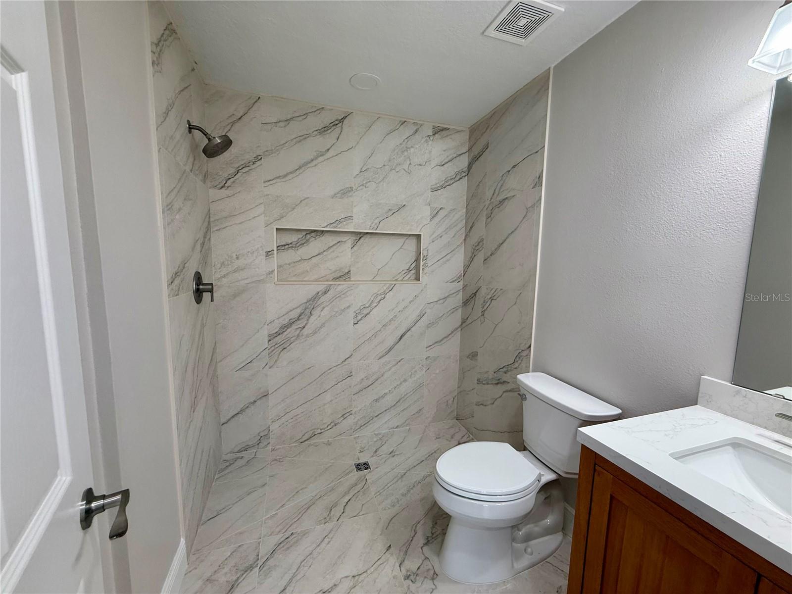 MOUNT DORA COUNTRY CLUB MOUNT DORA UNIT 03 - Residential