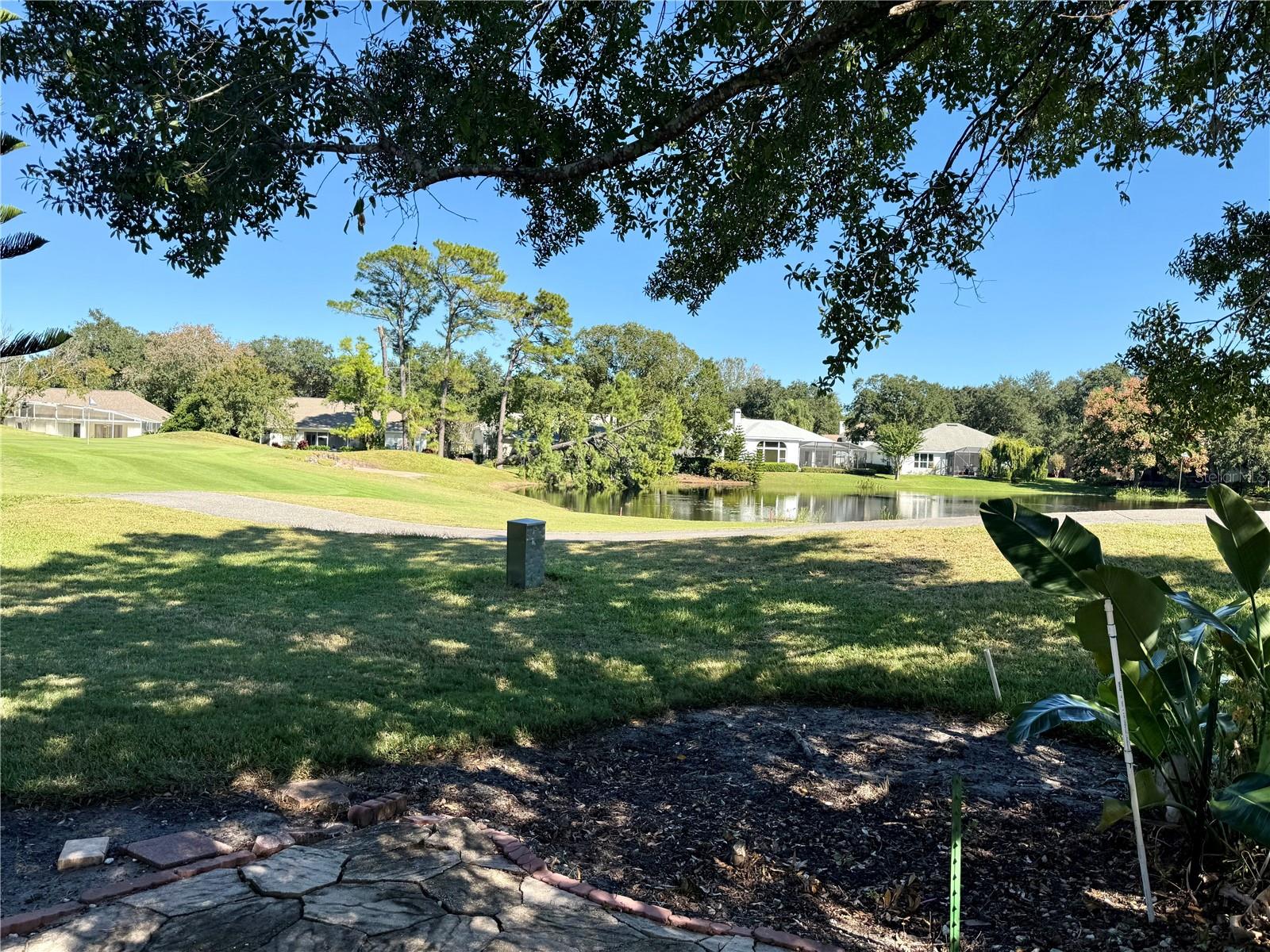 MOUNT DORA COUNTRY CLUB MOUNT DORA UNIT 03 - Residential