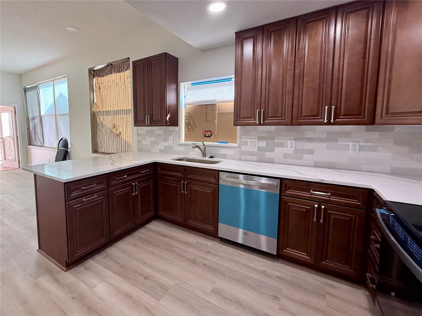 MOUNT DORA COUNTRY CLUB MOUNT DORA UNIT 03 - Residential