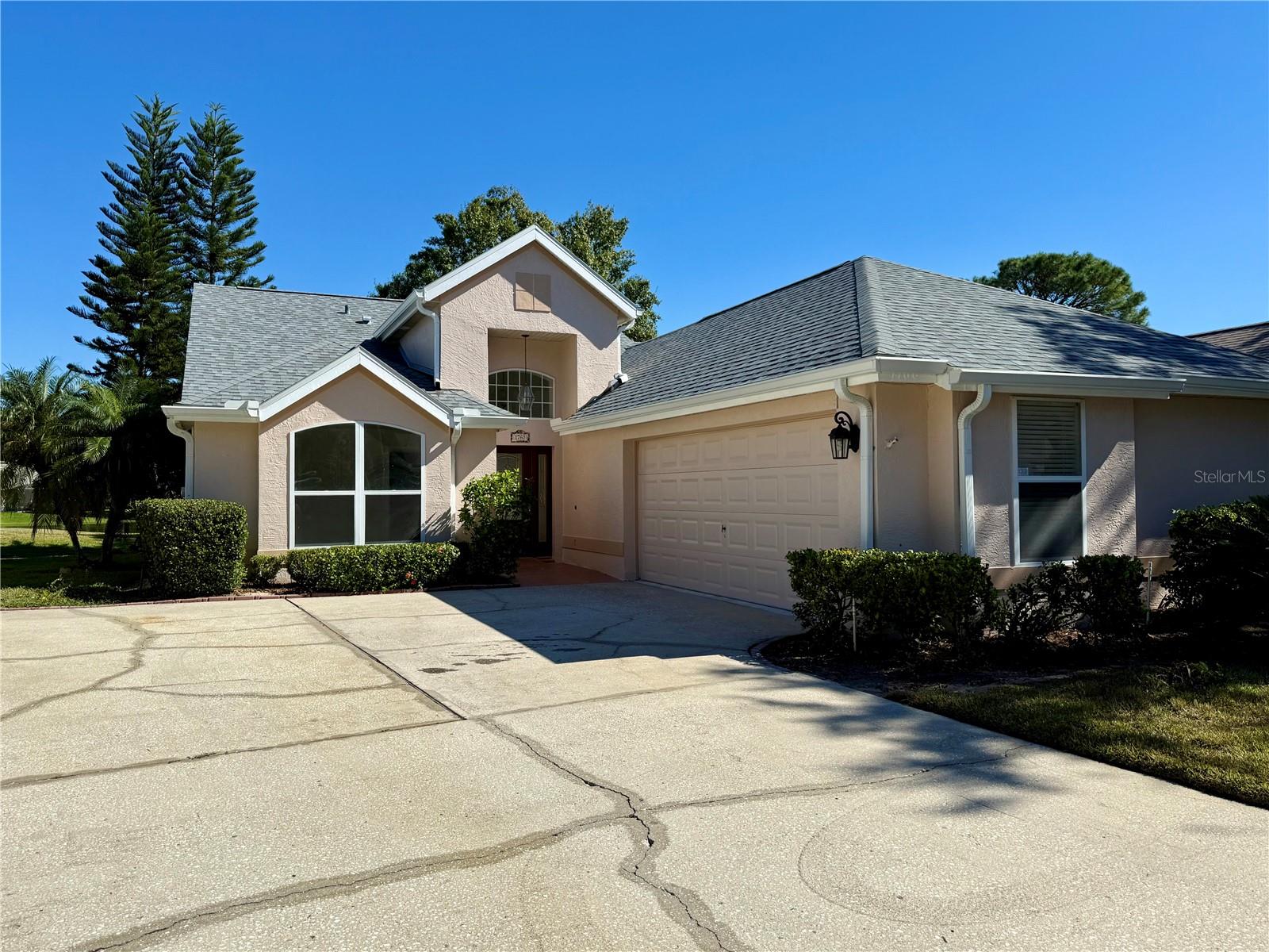 MOUNT DORA COUNTRY CLUB MOUNT DORA UNIT 03 - Residential