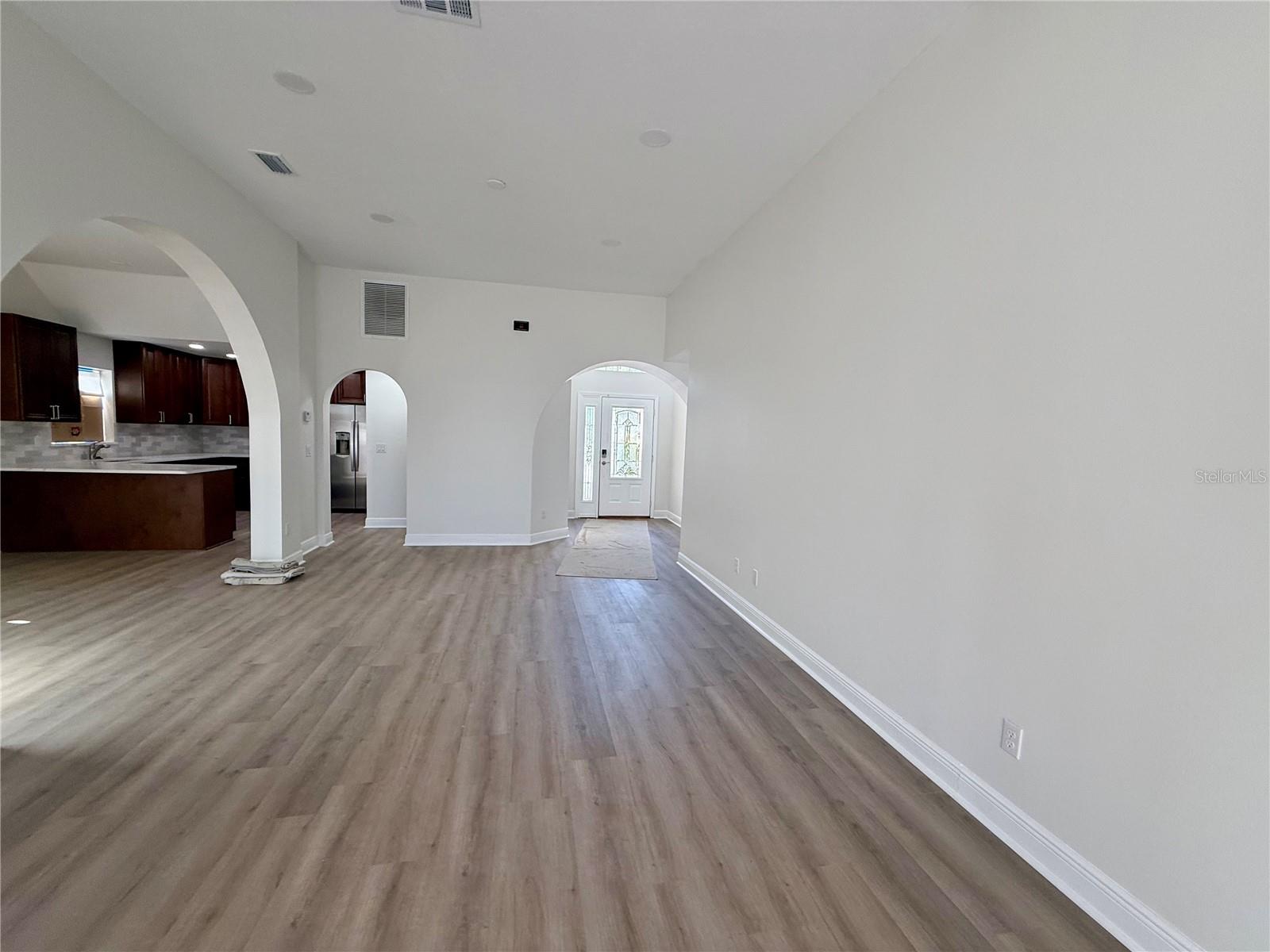 MOUNT DORA COUNTRY CLUB MOUNT DORA UNIT 03 - Residential