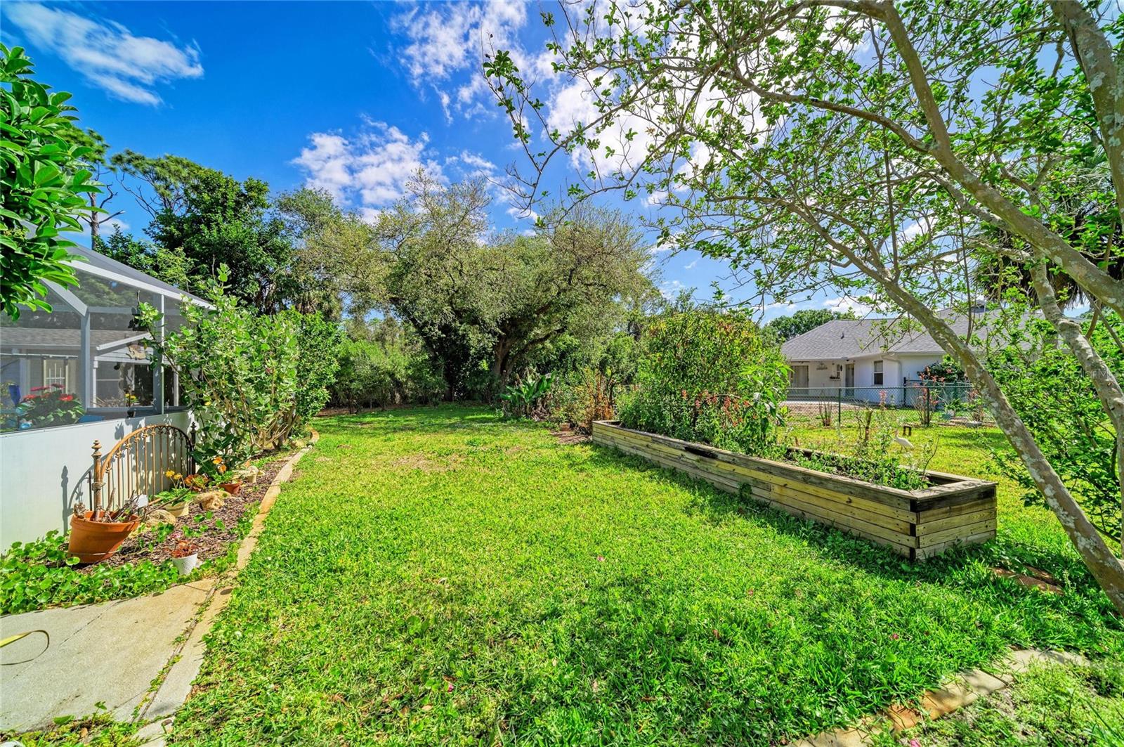 CHESTNUT CREEK ESTATES - Residential