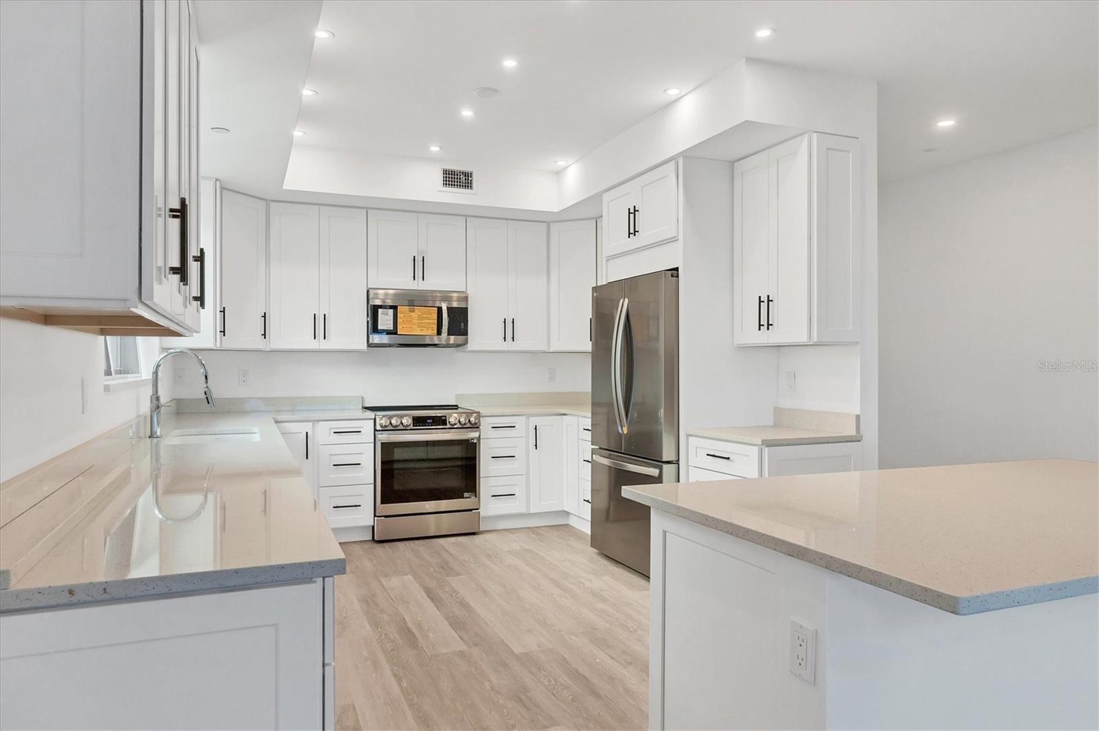 280 HIDDEN BAY DRIVE 201