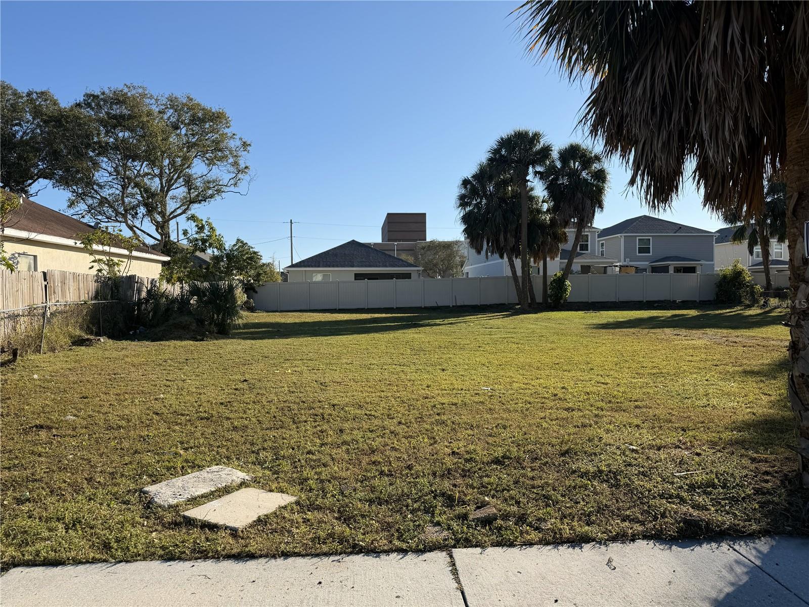 AMARYLLIS PARK - Land