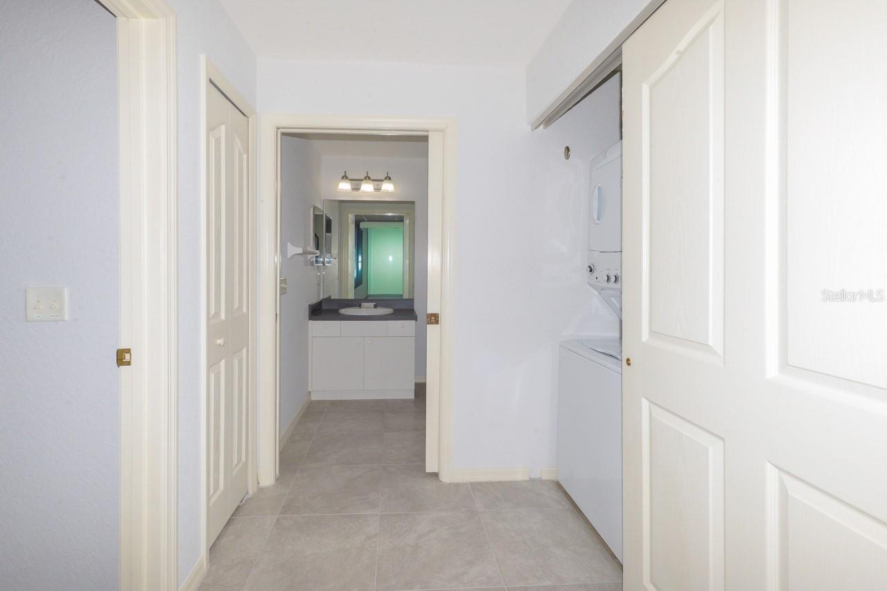 LAKES EDGE AT DEEP CREEK BLDG 02 - Residential