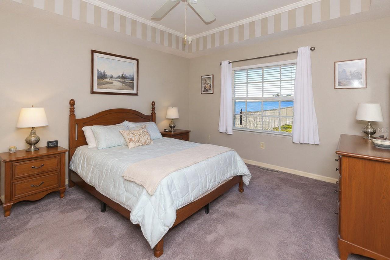 LAKES EDGE AT DEEP CREEK BLDG 02 - Residential