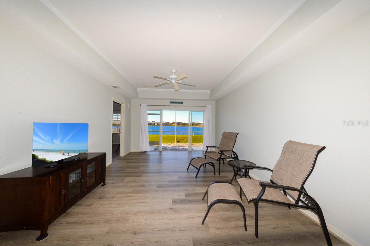 LAKES EDGE AT DEEP CREEK BLDG 02 - Residential