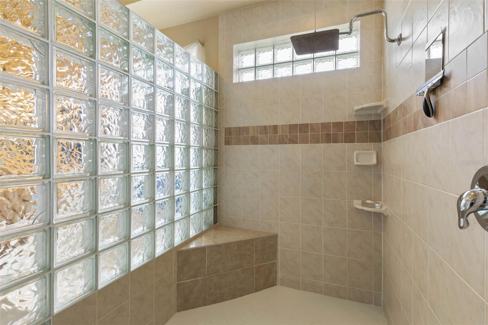 PLANTATION BAY PH 01A UNIT 01-6 - Residential