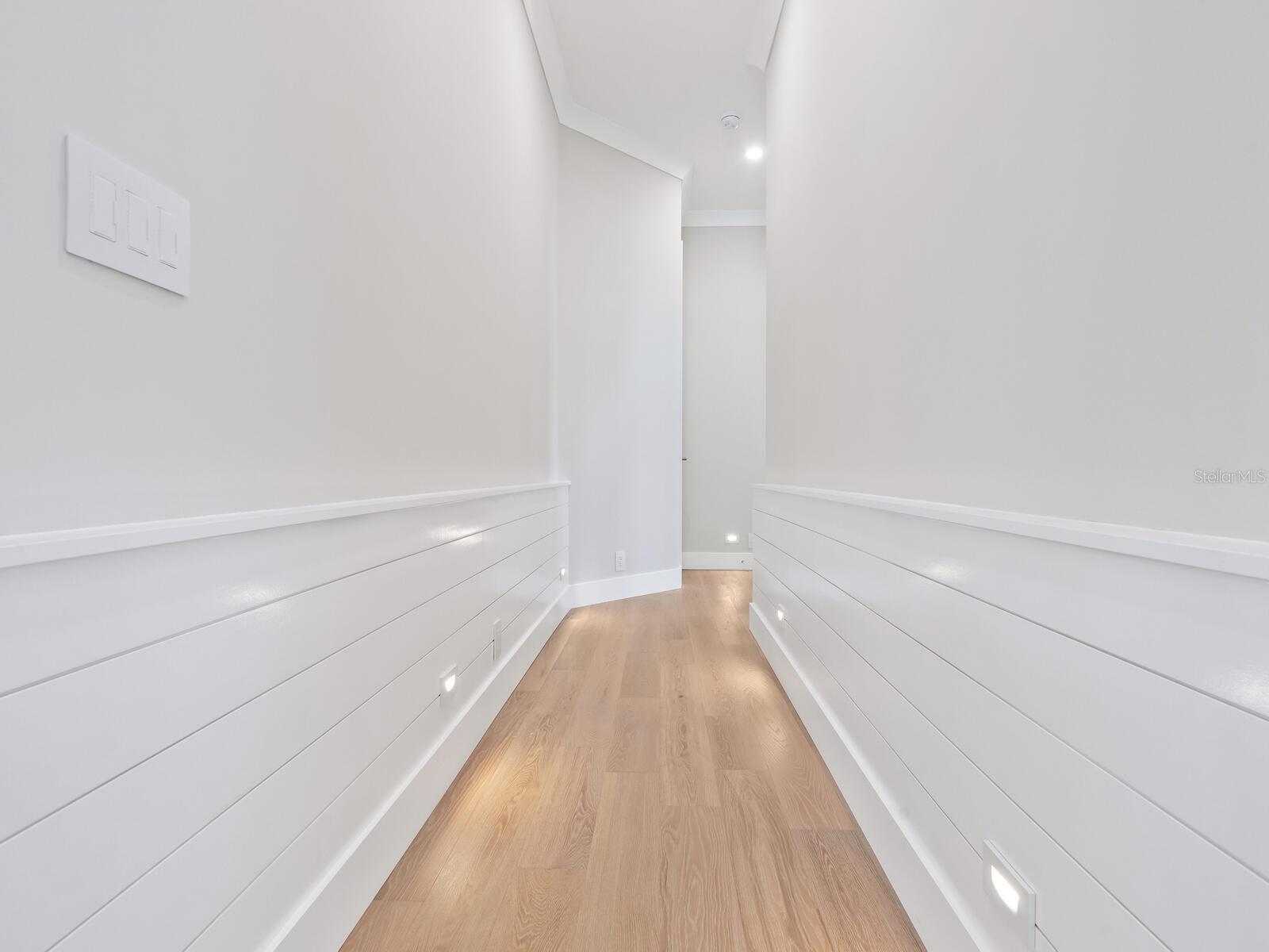 OYSTER BAY ESTATES - Residential