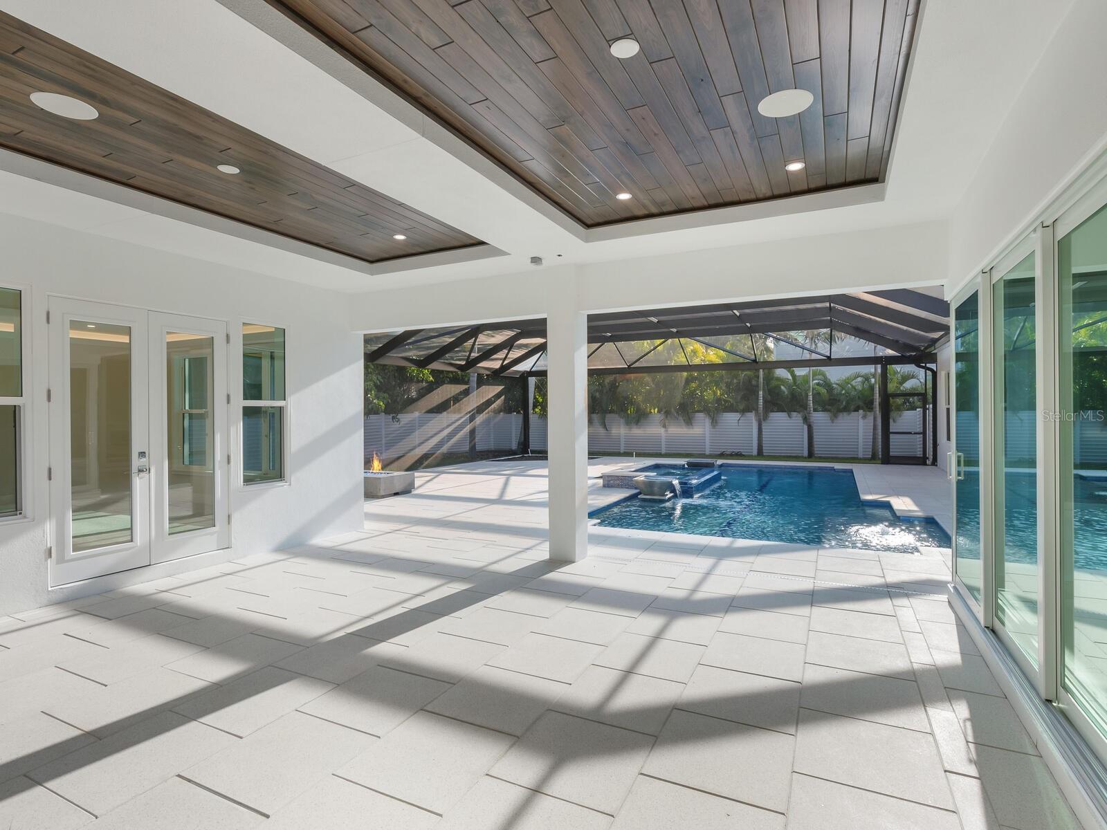 OYSTER BAY ESTATES - Residential