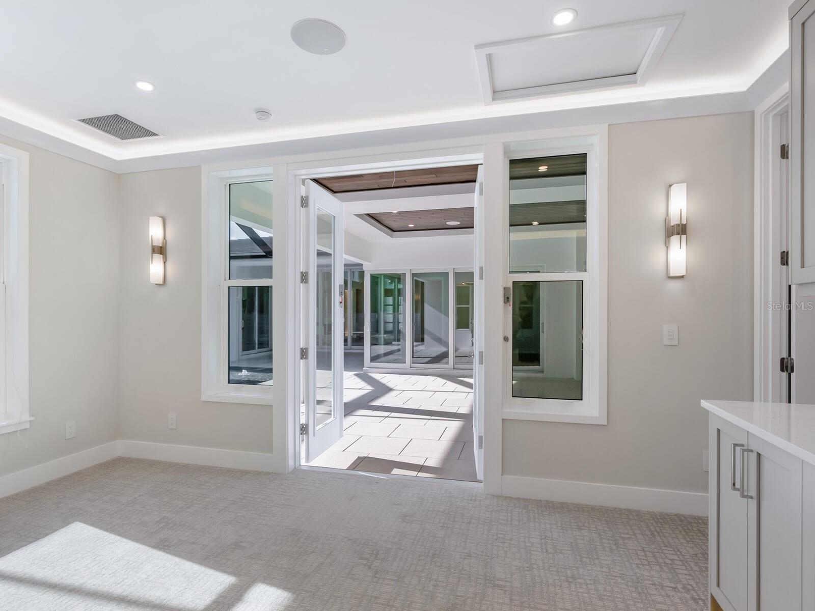 OYSTER BAY ESTATES - Residential