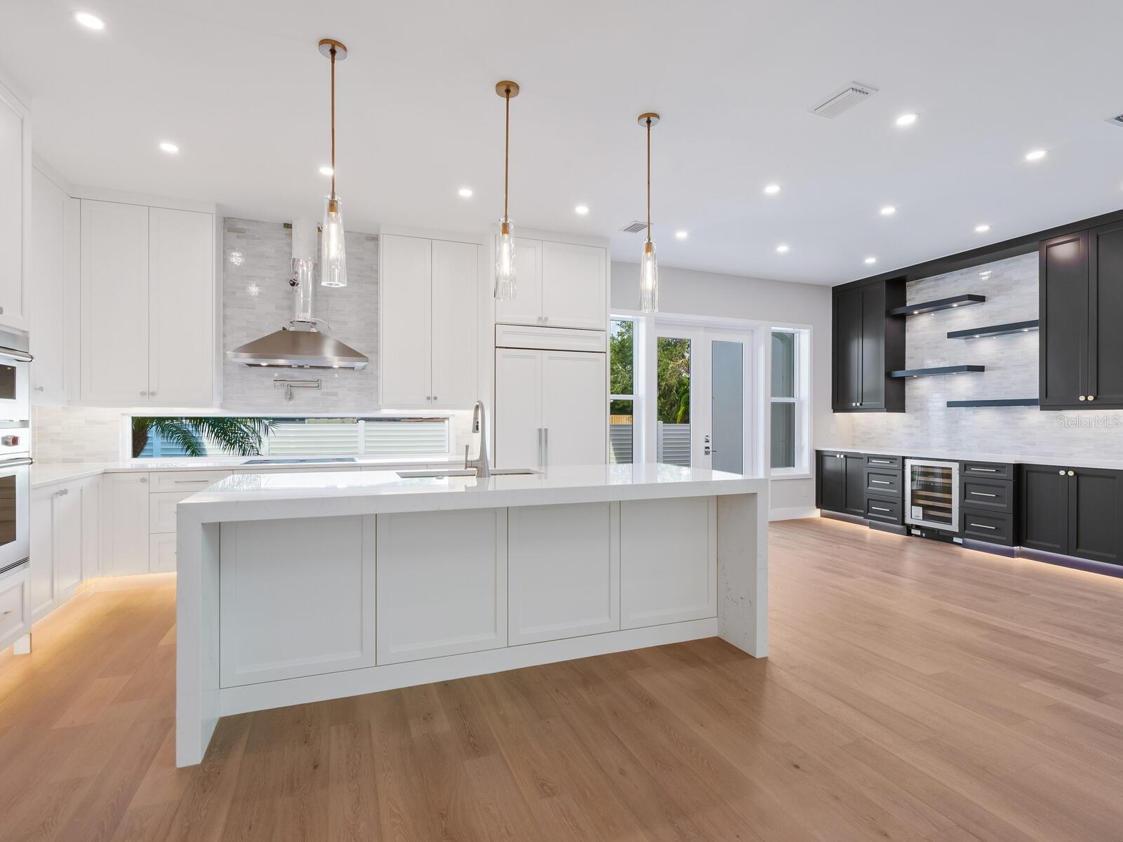 OYSTER BAY ESTATES - Residential