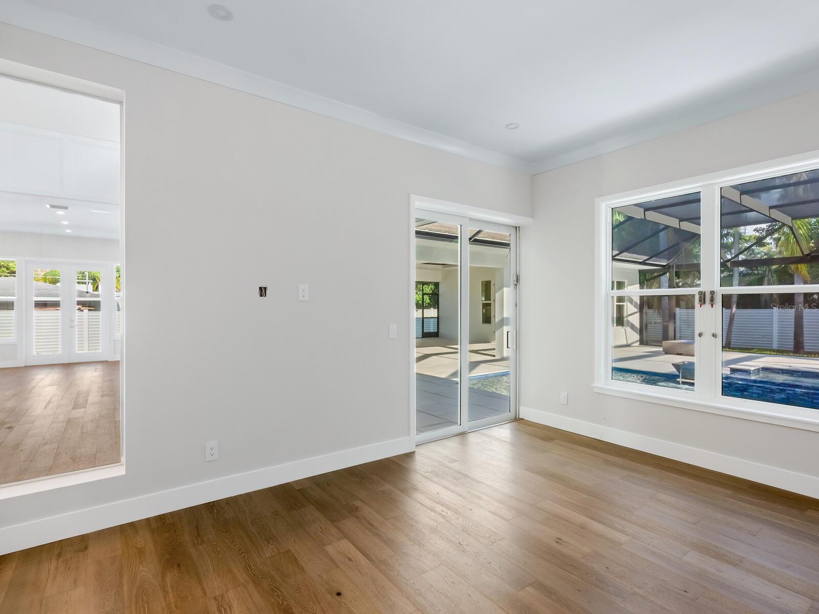 OYSTER BAY ESTATES - Residential