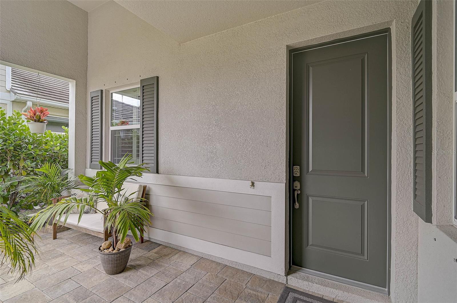 192 VAN GOGH COVE