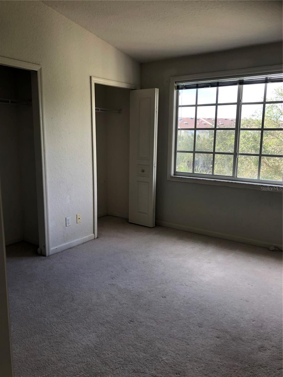 SEASIDE ESTATES - Residential Lease