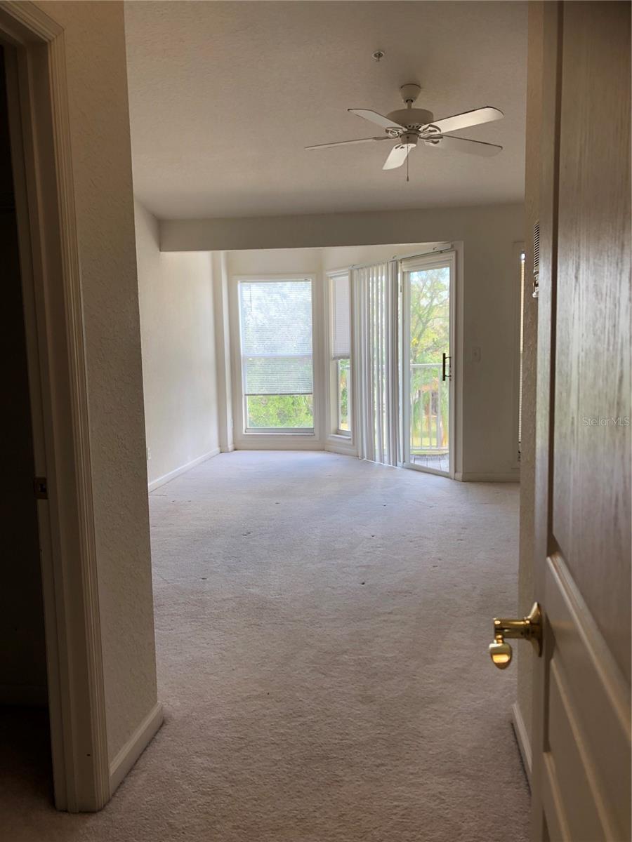 SEASIDE ESTATES - Residential Lease