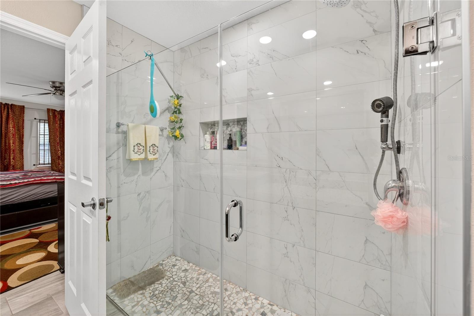 LOCKHART AND SMITHS RESUBDIVISION - Residential