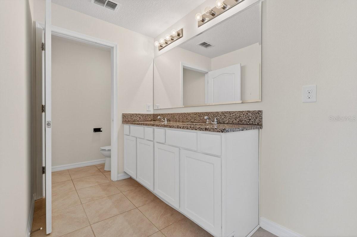 CORNERSTONE GROVE - Residential