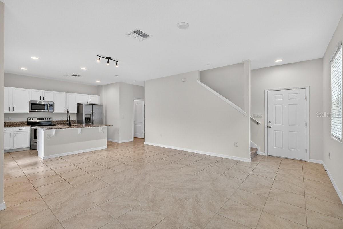 CORNERSTONE GROVE - Residential