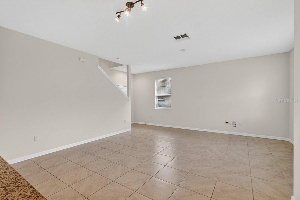 CORNERSTONE GROVE - Residential