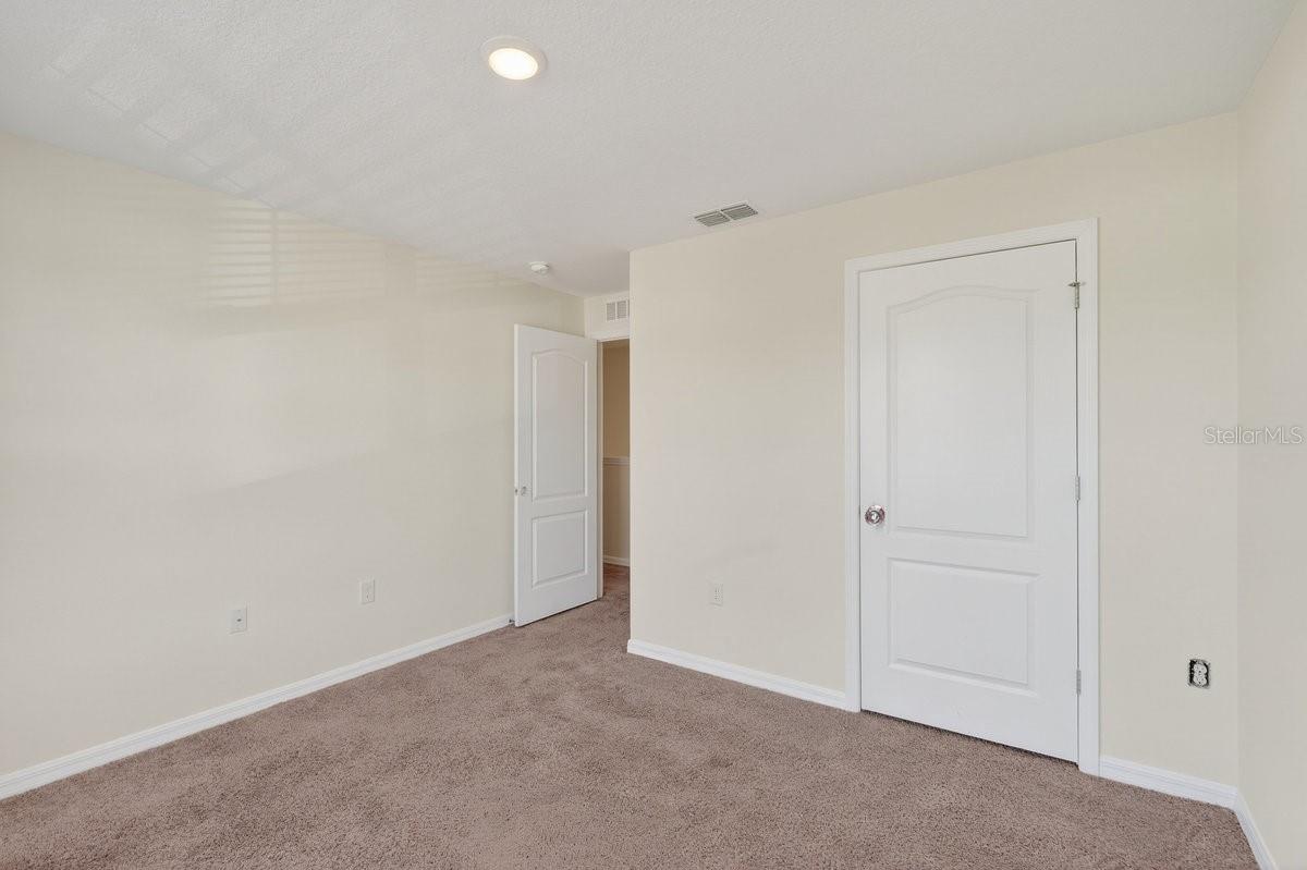 CORNERSTONE GROVE - Residential