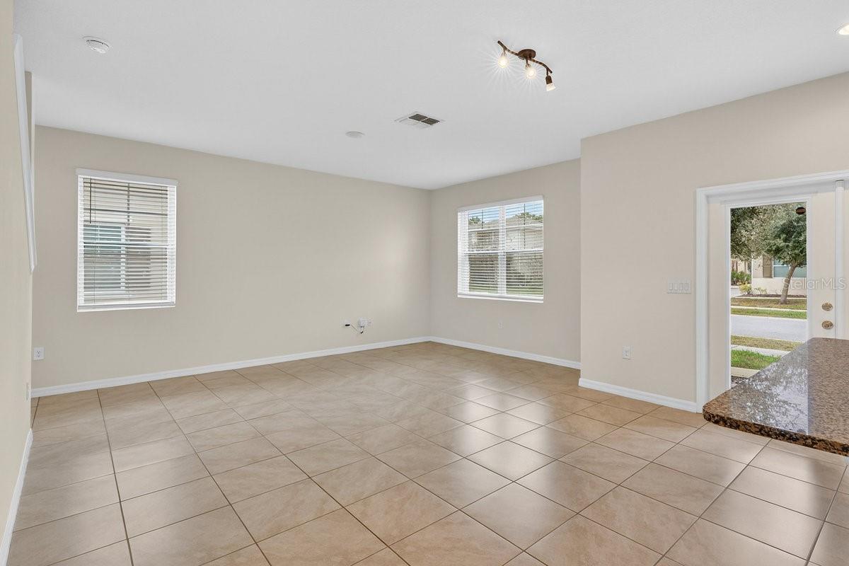 CORNERSTONE GROVE - Residential