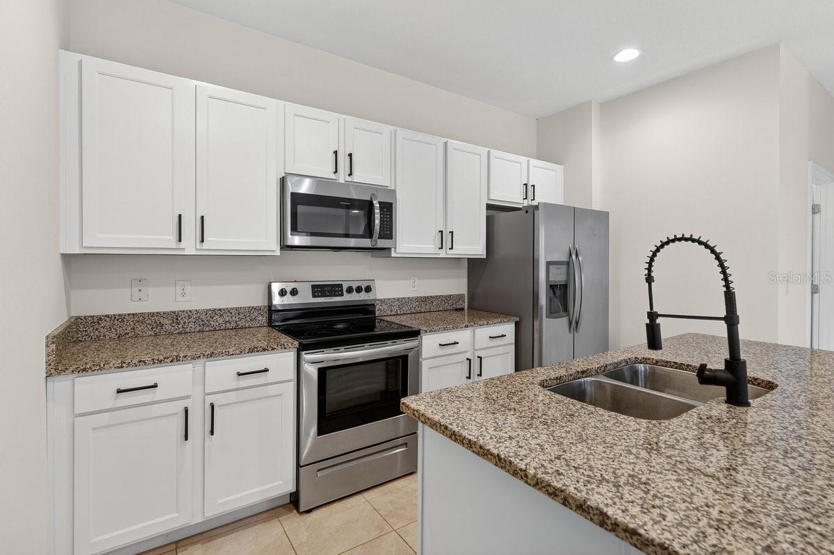 CORNERSTONE GROVE - Residential