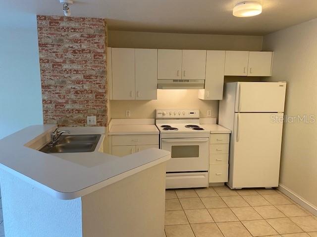 CENTRAL PARK SEC 2 PH 1 - Residential Lease