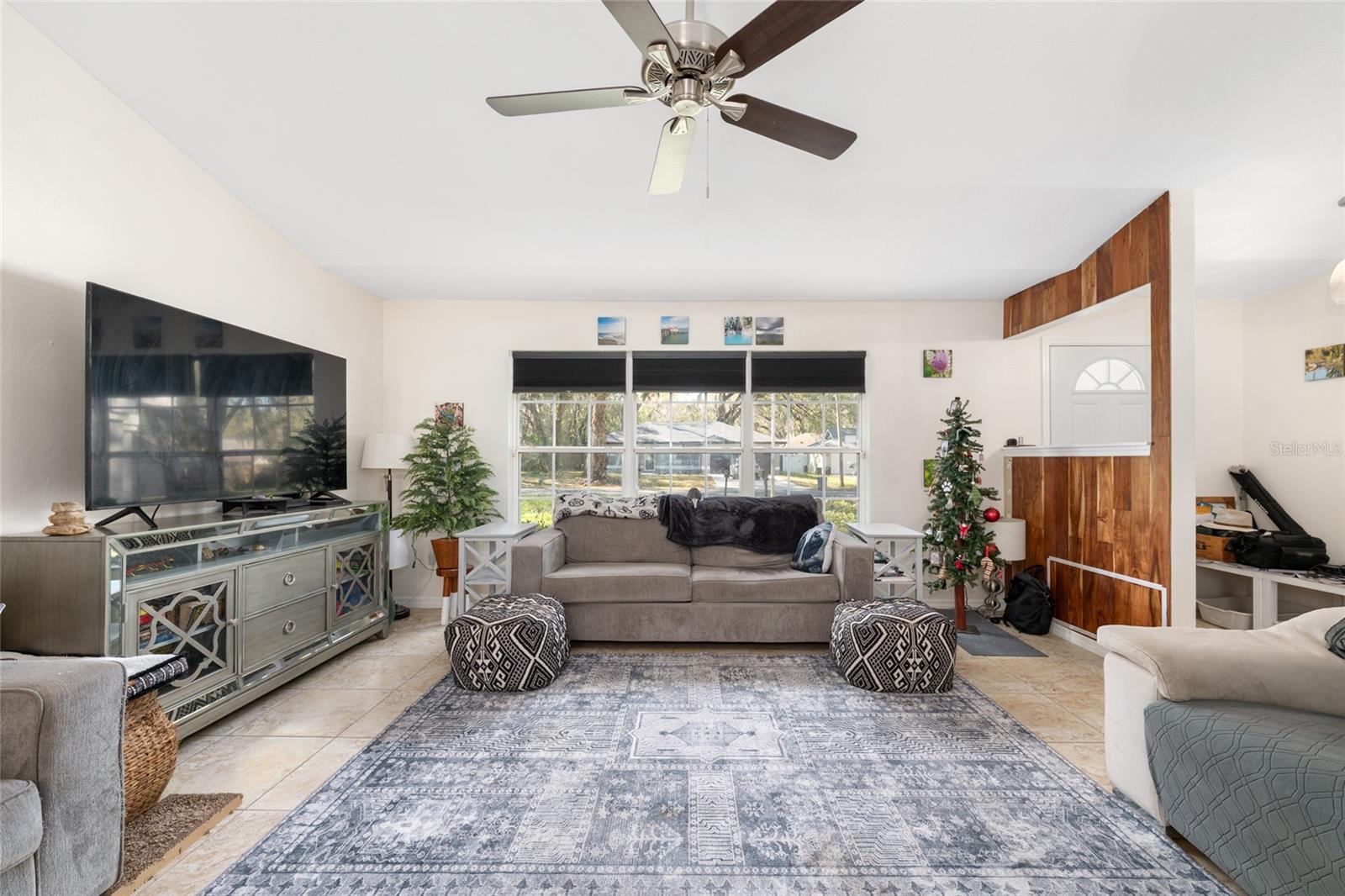 SILVER SPGS SHORES UN 20 - Residential