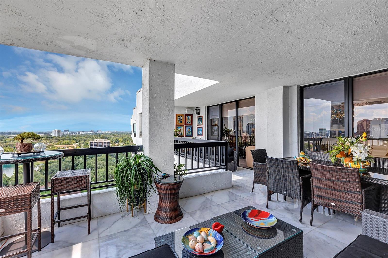 530 EAST CENTRAL CONDO - Residential Lease